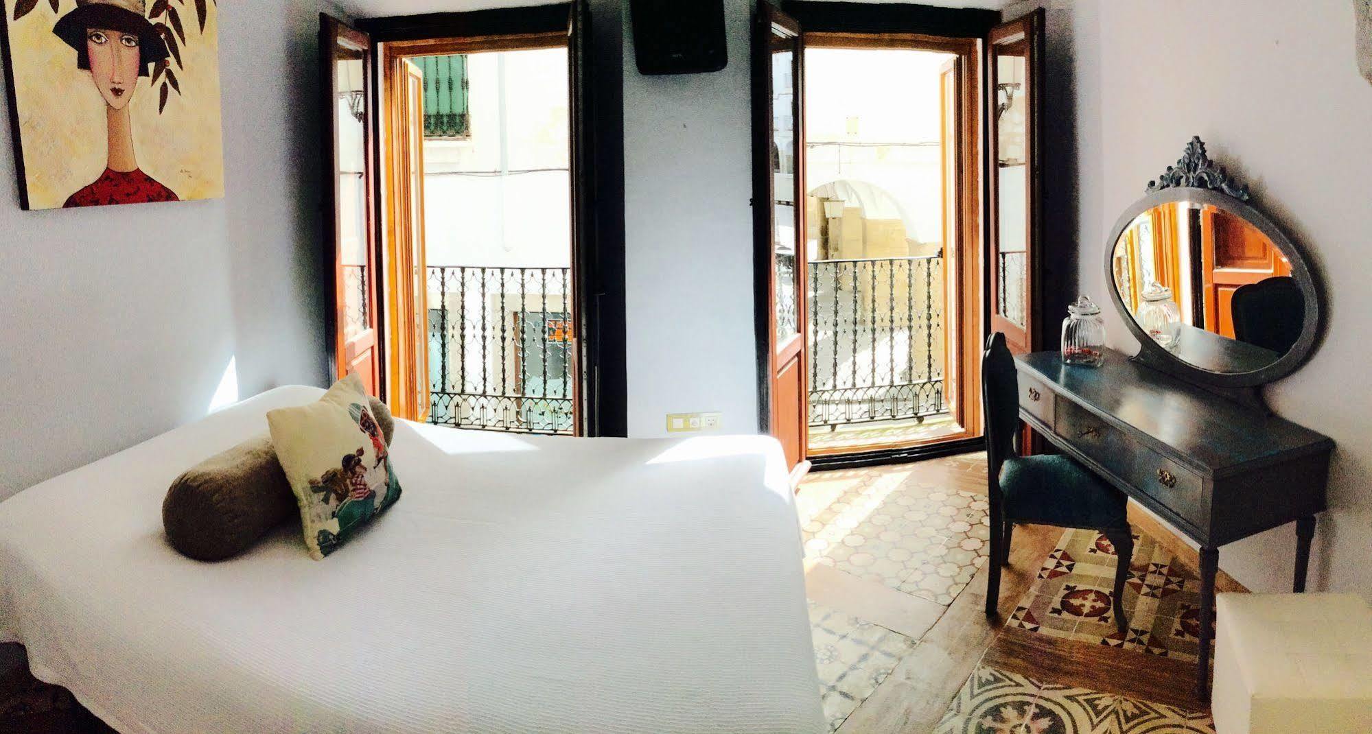Hotel La Boheme กาเซเรส ภายนอก รูปภาพ